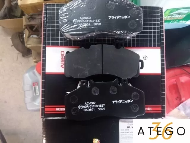 Колодки тормозные Mercedes-Benz NIPPON | Новые, комплект 4 шт