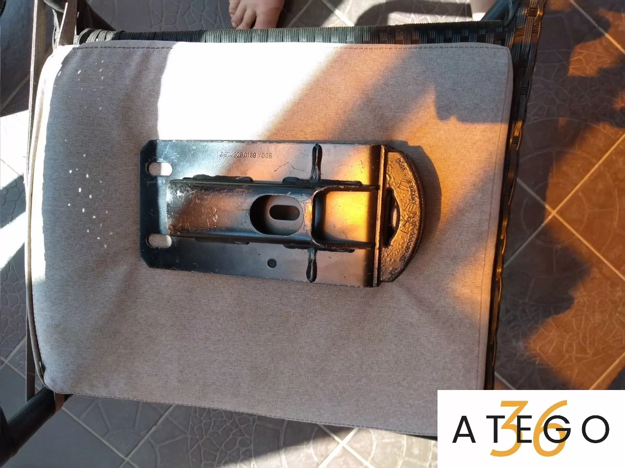 Отбойник задней рессора Мерседес-Бенц Атего