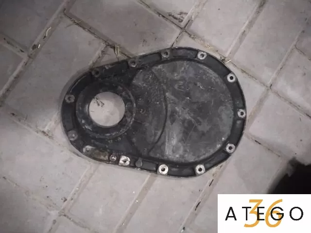 Крышка передняя двигателя OM364/OM366 Mercedes-Benz, б/у