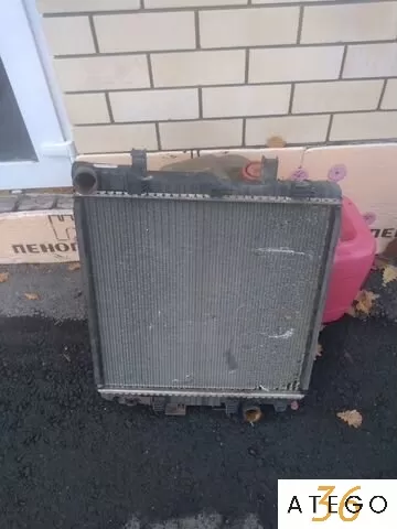 Радиатор охлаждения Mercedes Atego — б/у оригинал
