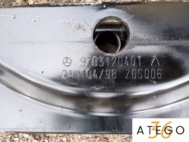 Передняя поперечная траверса рамы Atego