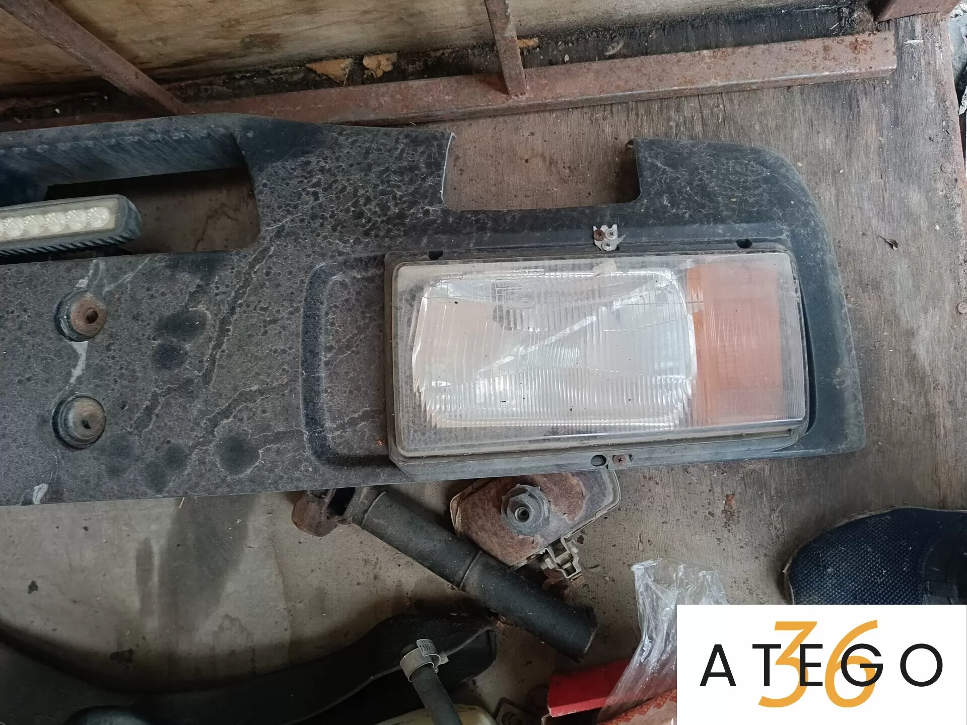 Бампер передний Мерседес Бенц-814-1120 б/у