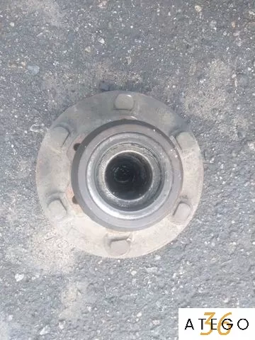 Ступица передняя Мерседес-Бенц Варио