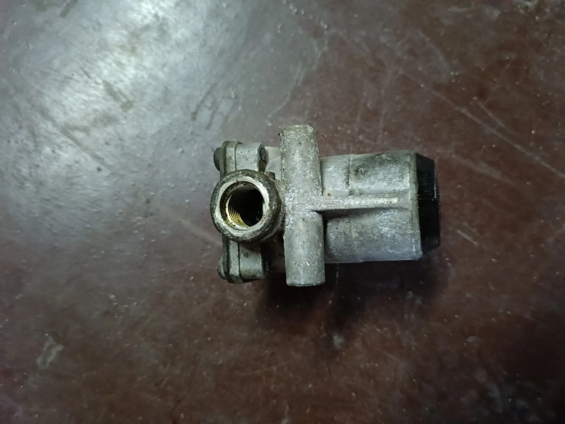 4750155120  клапан управления давлением