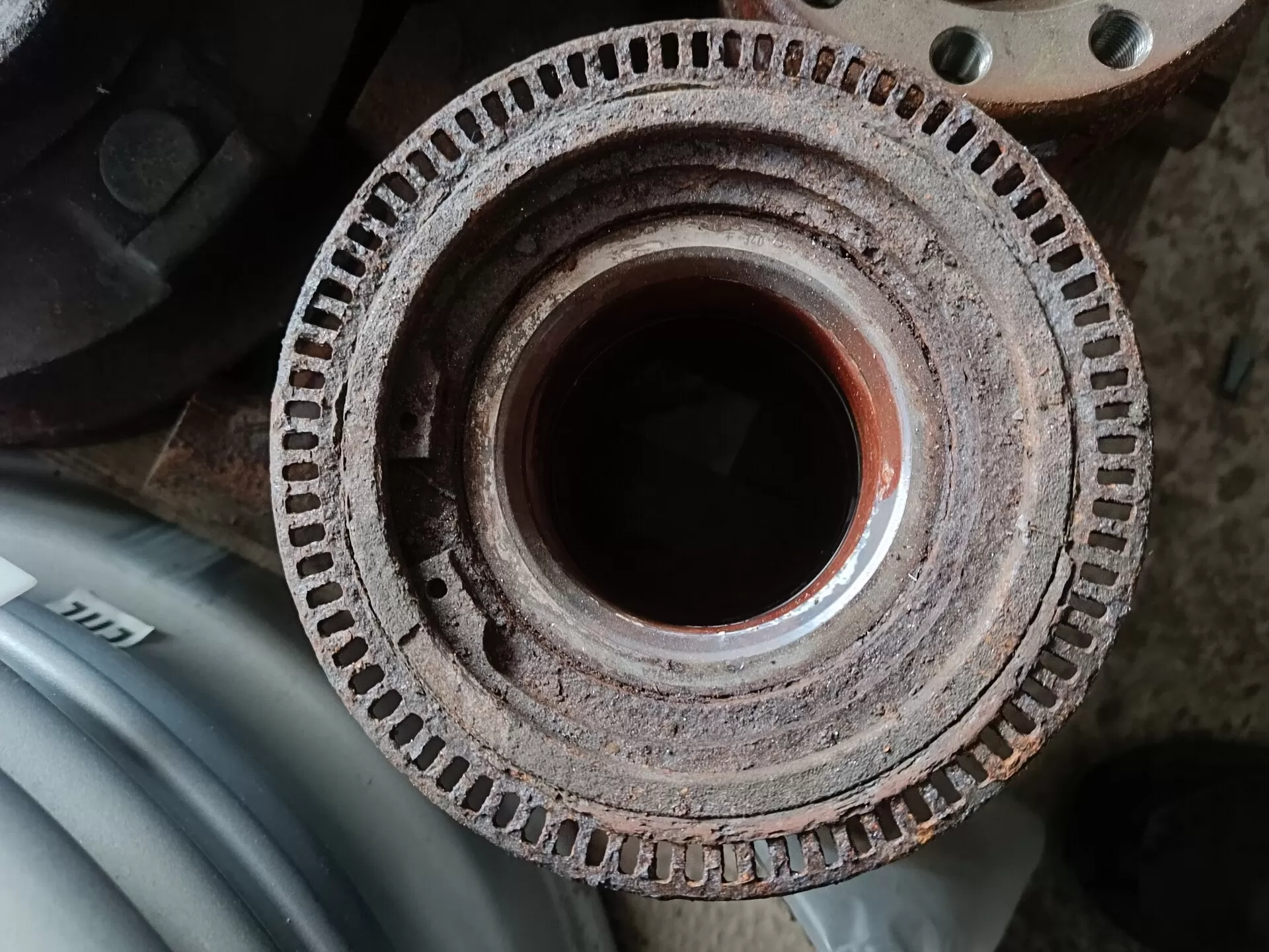 передняя ступица Мерседес-Бенц Атего 12 серии