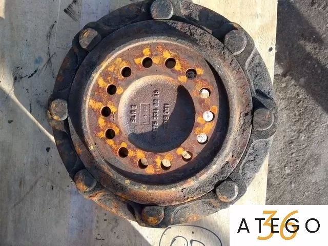 Фланец передней ступицы