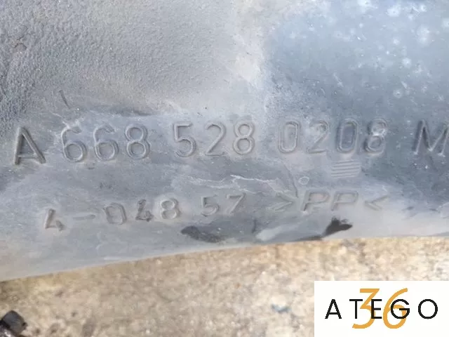 Патрубок впускной Мерседес-Бенц Варио