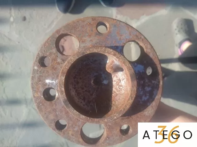 Полуось задняя Мерседес-Бенц Спринтер