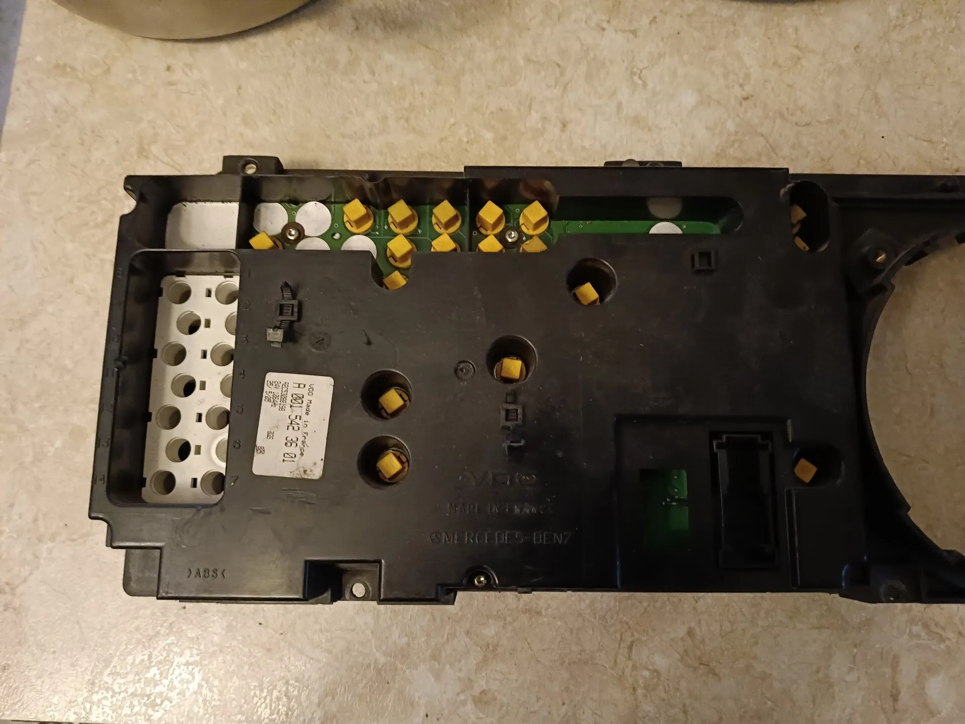 панель приборов A0015423601