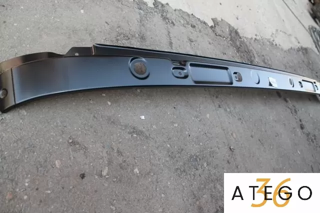 Накладка кабины механизма стеклоочистителей Mercedes