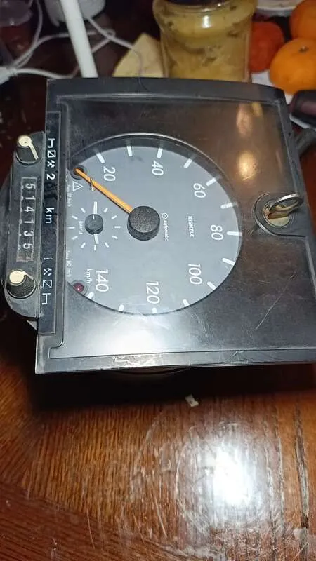 тахограф на Мерседес-Бенц Варио