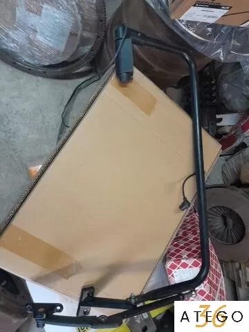 Кронштейн зеркала Mercedes Vario, новый, оригинал